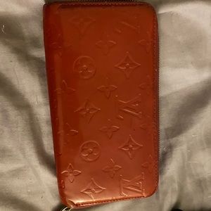 Louis Vuitton Vernis wallet
